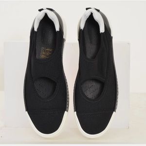 VIC MATIE' SNEAKERS size 8